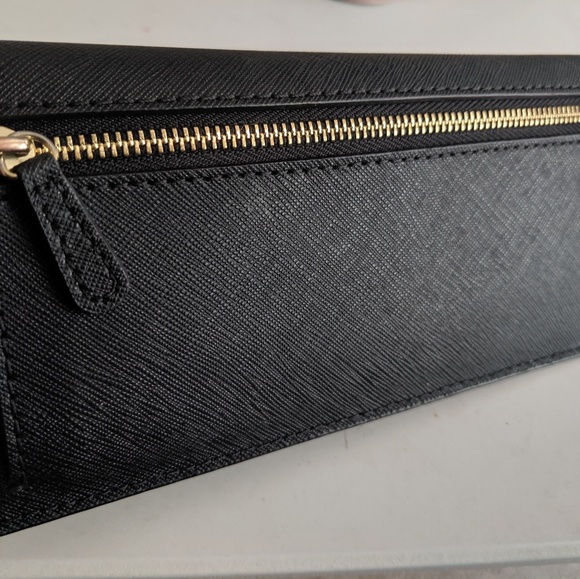 Black Michael Kors wallet - Picture 3 of 4